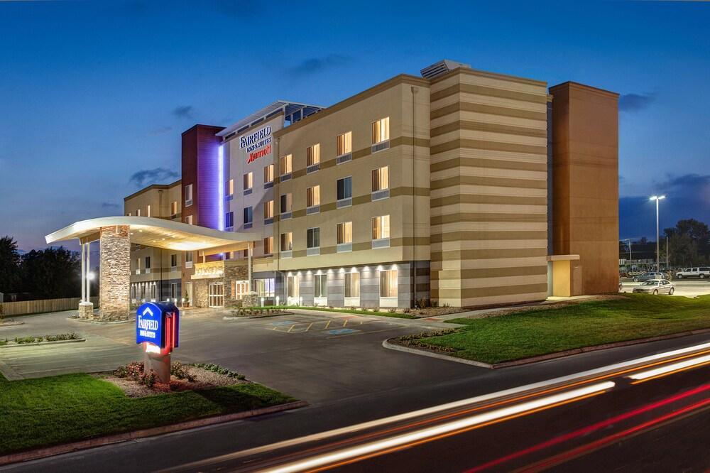 Fairfield Inn & Suites By Marriott Camarillo Exterior photo