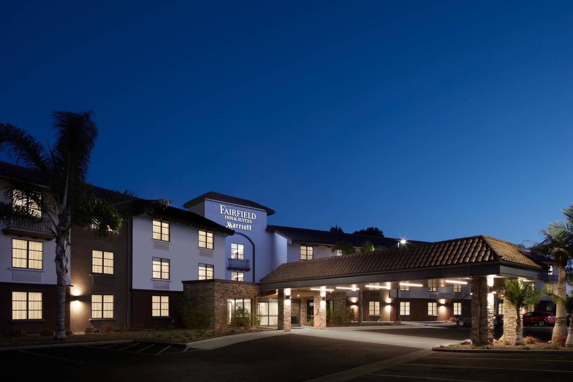 Fairfield Inn & Suites By Marriott Camarillo Exterior photo